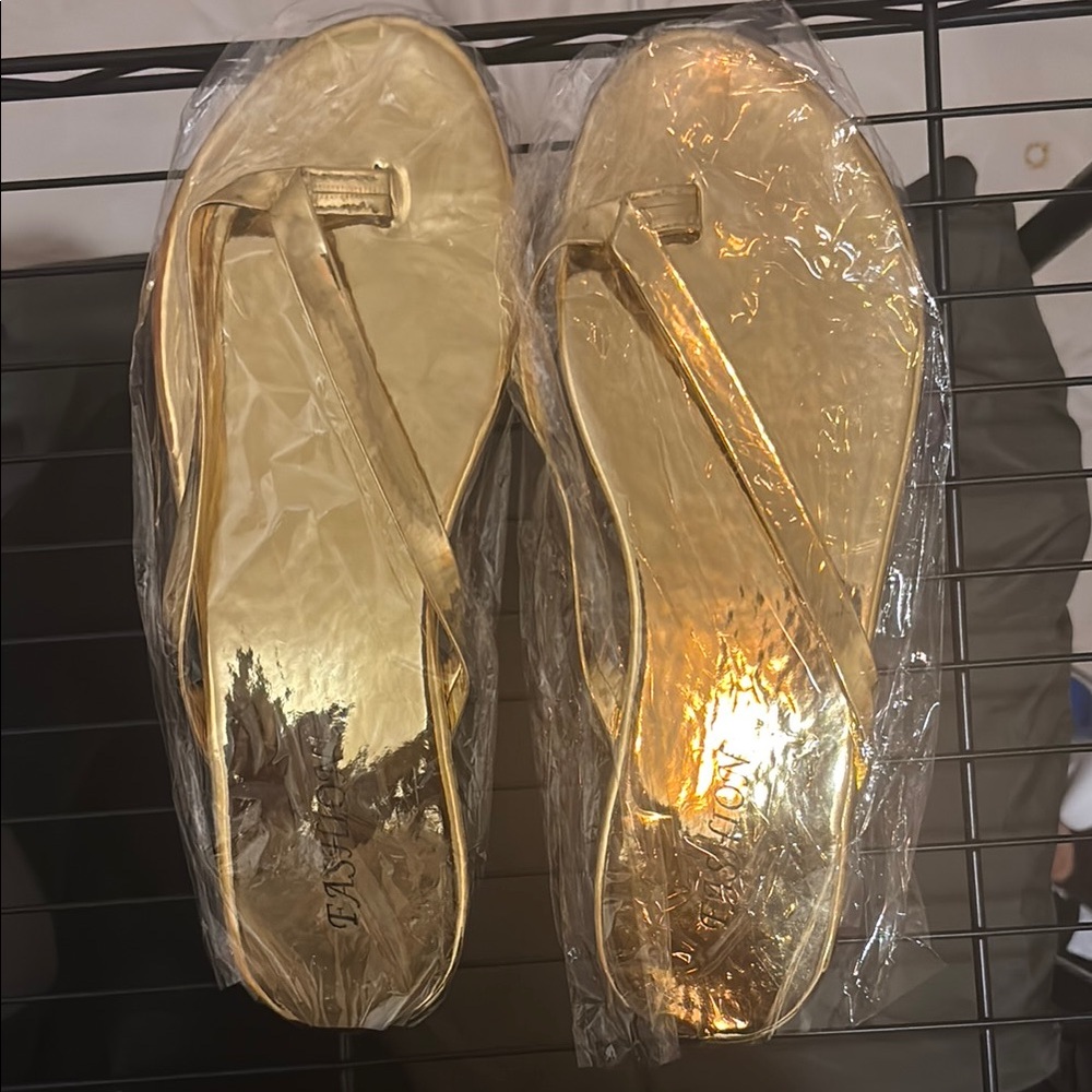 SHEIN Gold Sandals Comfortable